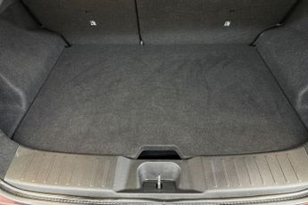 NISSAN JUKE  1.0 DiG-T N-Connecta 5dr DCT Hatchback
