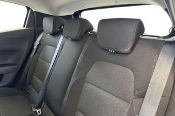 RENAULT CLIO  1.6 E-TECH full hybrid 145 Evolution 5dr Auto Hatchback