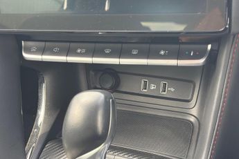 MG MOTOR UK ZS  1.0T GDi Exclusive 5dr DCT Hatchback