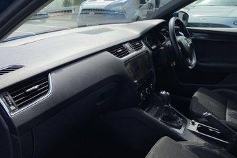 SKODA OCTAVIA  2.0 TDI CR vRS 4x4 5dr DSG Hatchback
