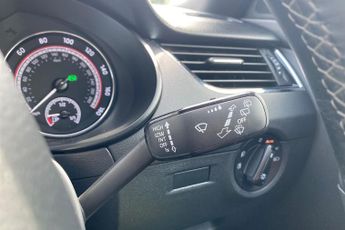 SKODA OCTAVIA  2.0 TDI CR vRS 4x4 5dr DSG Hatchback