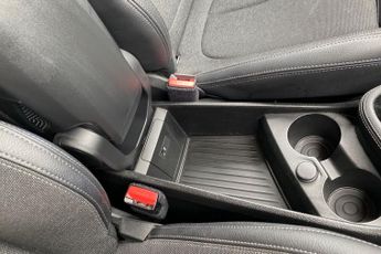 BMW 2 SERIES  218i Sport 5dr Step Auto Hatchback