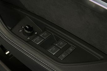 AUDI E-TRON  230kW 50 Quattro 71kWh Black Edition 5dr Auto Estate