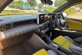 RENAULT 5  90kW Iconic Five Urban Range 40kWh 5dr Auto Hatchback