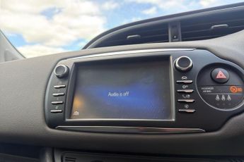 TOYOTA YARIS  1.5 Hybrid Icon Tech 5dr CVT Hatchback