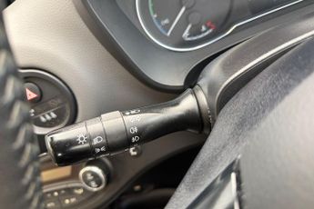 TOYOTA YARIS  1.5 Hybrid Icon Tech 5dr CVT Hatchback