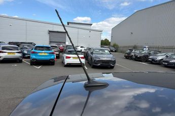 TOYOTA YARIS  1.5 Hybrid Icon Tech 5dr CVT Hatchback
