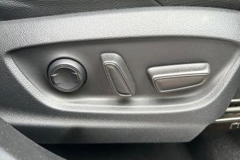 TOYOTA C-HR  1.8 Hybrid Excel 5dr CVT Hatchback