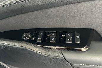 KIA SPORTAGE  1.6T GDi 207 HEV GT-Line S 5dr Auto Estate