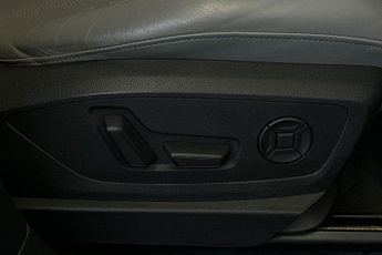 AUDI E-TRON  300kW 55 Quattro 95kWh Launch Edition 5dr Auto Estate