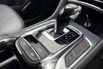 MG MOTOR UK HS  1.5 T-GDI PHEV Trophy 5dr Auto Hatchback