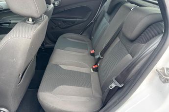 FORD FIESTA  1.6 Zetec 5dr Pshift 105PS