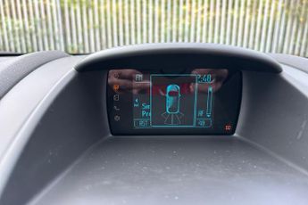 FORD FIESTA  1.6 Zetec 5dr Pshift 105PS