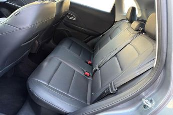 MG MOTOR UK ZS  1.5 Hybrid+ Trophy 5dr Auto Hatchback