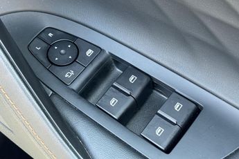 MG MOTOR UK HS  1.5 T-GDI Trophy 5dr DCT Hatchback