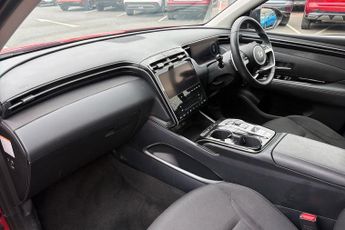 HYUNDAI TUCSON  1.6 TGDi Hybrid 230 SE Connect 5dr 2WD Auto Estate