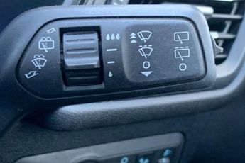 FORD KUGA  ST-Line Edition 5 door 2.5L Duratec FHEV 190PS FWD CVT Automati