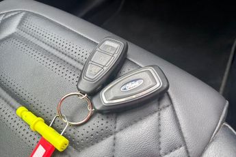 FORD PUMA  1.0 L EcoBoost Hybrid (mHEV) ST-Line Vignale 5dr 7Spd Auto 155P