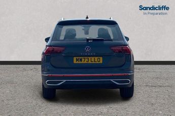 VOLKSWAGEN TIGUAN  2.0 TDI Elegance 5dr DSG Estate