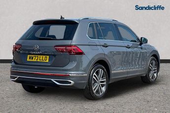 VOLKSWAGEN TIGUAN  2.0 TDI Elegance 5dr DSG Estate