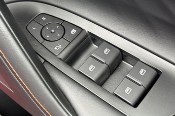 MG MOTOR UK HS  1.5 T-GDI PHEV Trophy 5dr Auto Hatchback