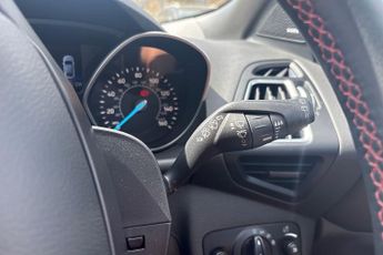 FORD KUGA  1.5 L Ford EcoBoost ST-Line 5dr 6Spd Auto 150PS