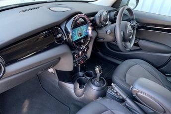 MINI HATCHBACK  1.5 Cooper Classic 5dr Auto Hatchback