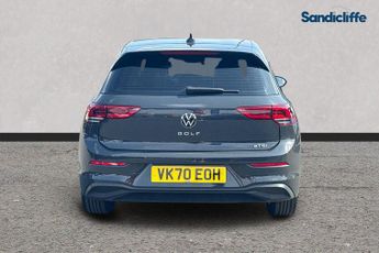 VOLKSWAGEN GOLF  1.5 eTSI 150 Life 5dr DSG Hatchback