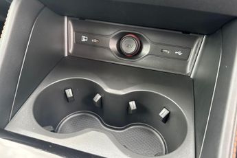 MG MOTOR UK HS  1.5 T-GDI Hybrid+ SE 5dr Auto Hatchback