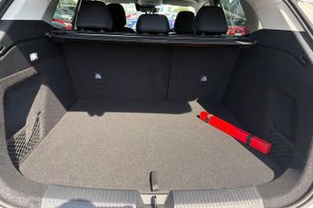 MG MOTOR UK HS  1.5 T-GDI Hybrid+ SE 5dr Auto Hatchback