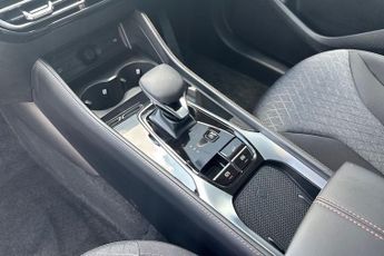 MG MOTOR UK HS  1.5 T-GDI Hybrid+ SE 5dr Auto Hatchback