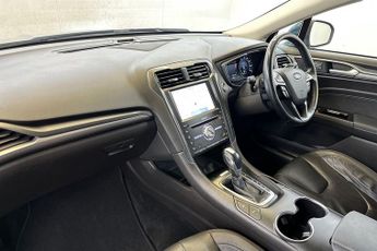 FORD MONDEO  1.5 L Ford EcoBoost Titanium Edition 5dr 6Spd Auto 165PS