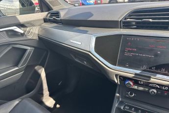 AUDI Q3  35 TFSI S Line 5dr S Tronic Estate