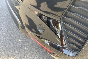 RENAULT CLIO  1.6 E-TECH full hybrid 145 Techno 5dr Auto Hatchback