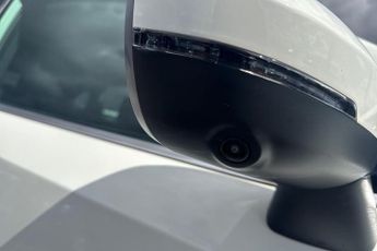 NISSAN QASHQAI  1.5 E-Power N-Connecta 5dr Auto Hatchback