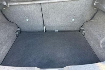NISSAN JUKE  1.6 Hybrid Tekna 5dr Auto Hatchback