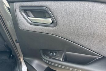 NISSAN QASHQAI  1.5 E-Power Acenta Premium 5dr Auto Hatchback
