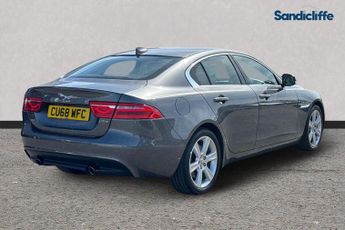 JAGUAR XE  2.0 [250] Portfolio 4dr Auto Saloon