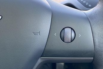 TESLA MODEL 3  RWD 4dr Auto Saloon