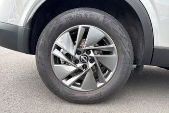 NISSAN QASHQAI  1.3 DiG-T MH 158 Acenta Premium 5dr Xtronic Hatchback