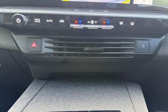 VAUXHALL GRANDLAND  1.2 Hybrid [136] GS 5dr e-DCT6 Hatchback
