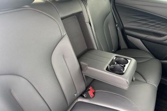 MG MOTOR UK HS  1.5 T-GDI Hybrid+ Trophy 5dr Auto Hatchback