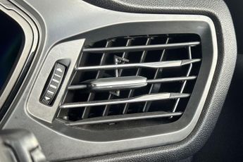 FORD KUGA  ST-Line Edition 5 door 2.5L Duratec FHEV 190PS FWD CVT Automati