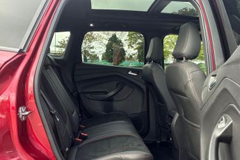 FORD KUGA  2.0 L TDCi ST-Line Edition 5dr 6Spd Pshift 120PS