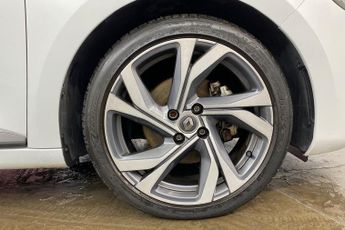 RENAULT CLIO  1.6 E-TECH Hybrid 140 RS Line 5dr Auto Hatchback