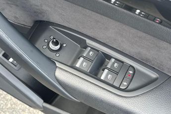 AUDI Q5  40 TDI Quattro Black Edition 5dr S Tronic Estate