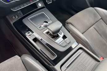 AUDI Q5  40 TDI Quattro Black Edition 5dr S Tronic Estate