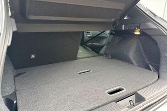 NISSAN QASHQAI  1.3 DiG-T MH 158 N-Connecta 5dr Xtronic Hatchback