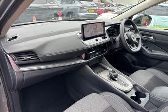 NISSAN QASHQAI  1.3 DiG-T MH 158 N-Connecta 5dr Xtronic Hatchback