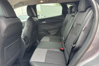 NISSAN QASHQAI  1.3 DiG-T MH 158 N-Connecta 5dr Xtronic Hatchback
